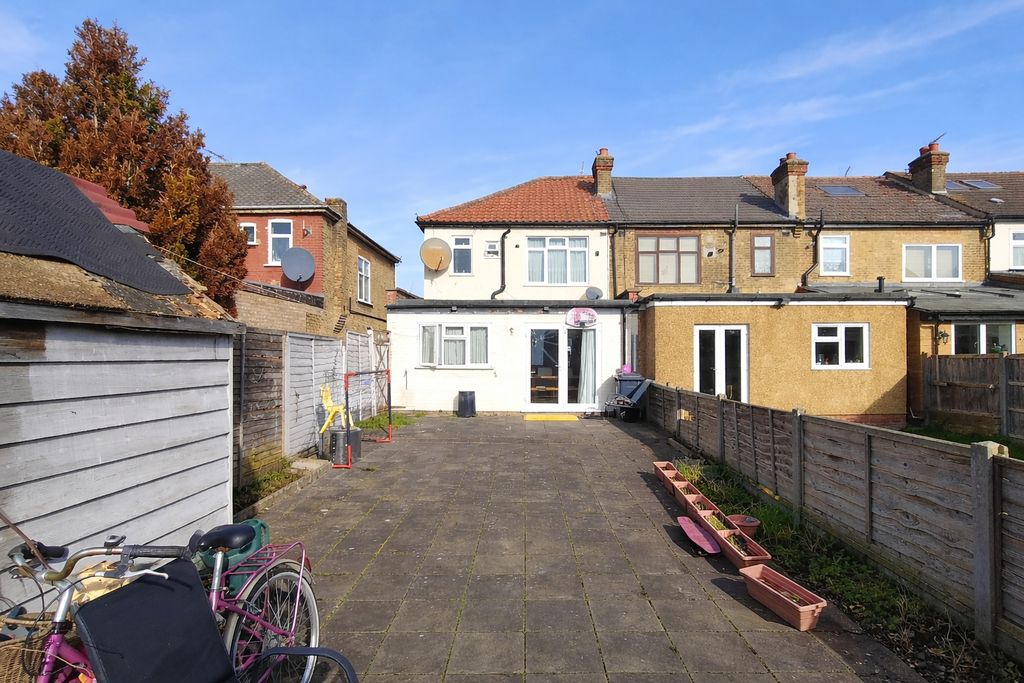 Photo 6- click for photo gallery